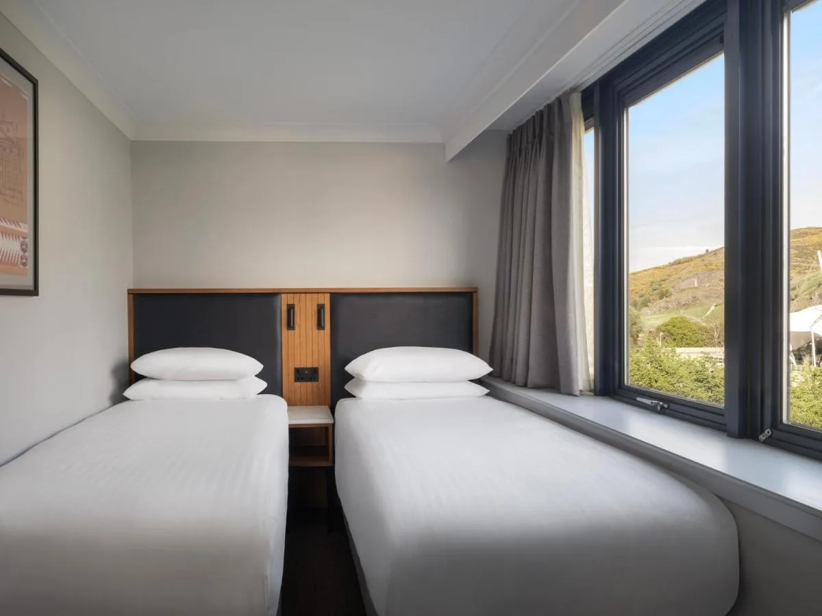 Family Queen Room with Two Twin Beds
